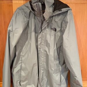 The North Face Men's Light Gray Raincoat
